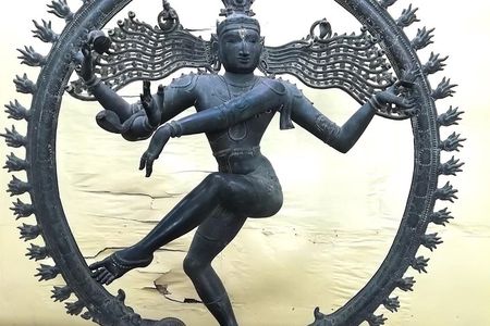 Chola trail to the Golden Triangle of South India from Chennai