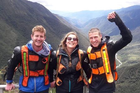 3-days Special Offer Inca Jungle tour to Machu Picchu