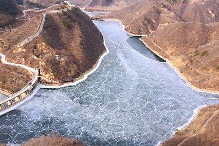 Private 3-Day Great Wall Trek Trip to Huanghuacheng, Gubeikou, Jinshanling from Beijing