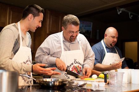 New Orleans Cooking Class and Cocktail Walking Tour