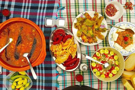 Traditional cooking class at home