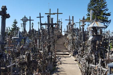 Tour from Riga - Vilnius via Bauska, Rundale, The Hill of Crosses