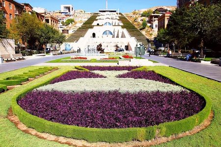 Private sightseeing and walking tour in Yerevan