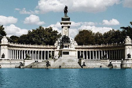 Madrid Old City Guided Exclusive Guided Walking Tour