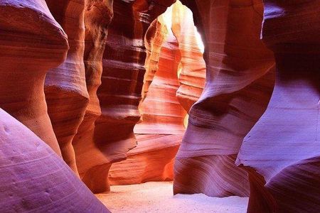 Prime Time Upper or Lower Antelope Canyon Day Tour With Lunch