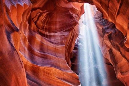 Prime Time Antelope Canyon & Horseshoe Bend Day Tour with Lunch
