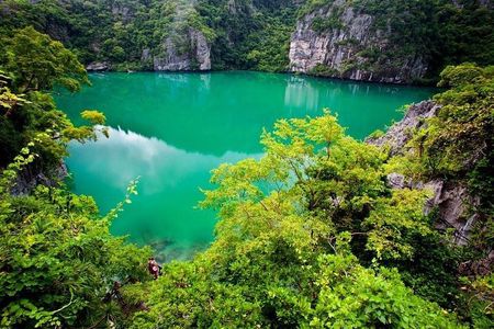 Samui Island Tour to Angthong Marine Park by Big Boat with Kayaking