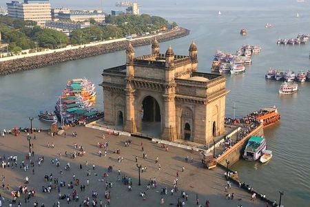 Mumbai City Tour for Women in Private Vehicle