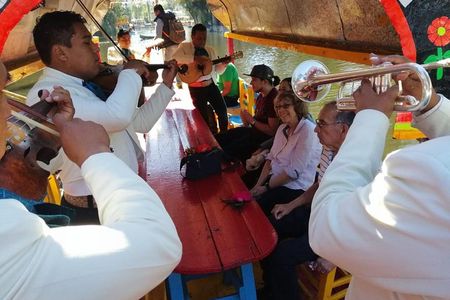 Private Tour: Xochimilco, Coyoacan and Frida Kahlo Museum 