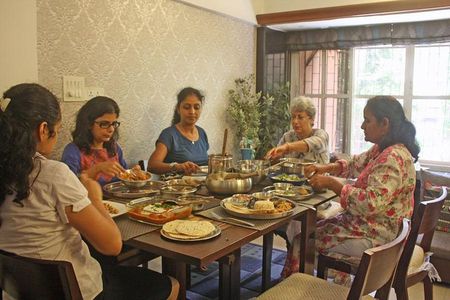 Private Market Tour and Vegan Indian Cooking Demo in Andheri West Mumbai