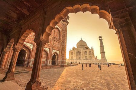 Mumbai : Private 2 Days Agra Taj mahal & Delhi Tours From Mumbai