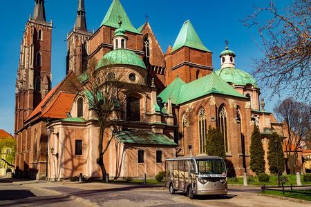 2-Hours Private Electric Car Tour with a Guide, Wroclaw