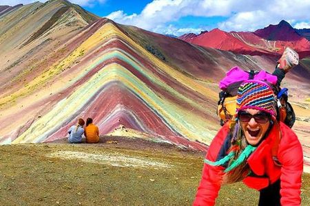 Travel Tour to Rainbow Mountain Vinicunca