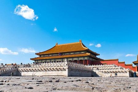 Beijing's Forbidden City with Special Viewing of Treasure Gallery and the Great Wall Ruins at Badaling