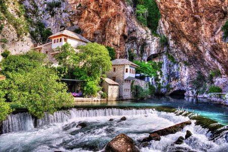 Sarajevo to/from Dubrovnik Transfer Tour via Mostar & Herzegovina