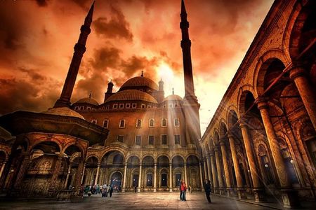 Tours to Cairo Museum, Coptic Cairo, Islamic Cairo & The Bazaar