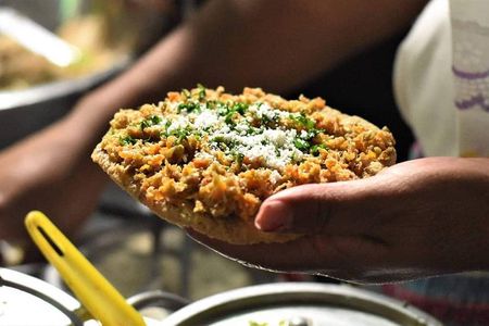 Street Food Evening Tour in Antigua