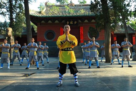 Private Day Tour to Shaoling Temple and Yellow River from Zhengzhou with Lunch