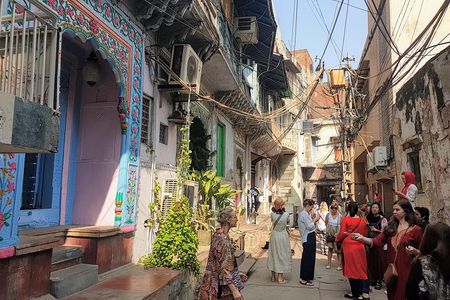 3-hour Old Delhi Heritage Walking tour with Rickshaw Ride