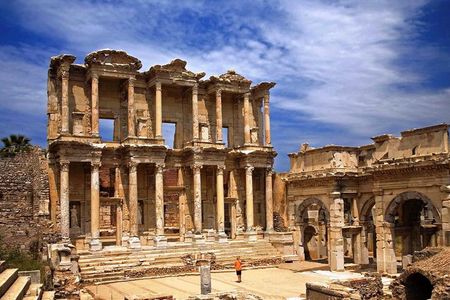 Ephesus and Virgin Mary's House Tour with Local Expert Guide