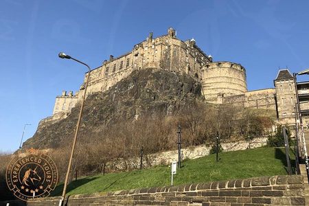 Edinburgh Full-Day Guided Private Tour in a Premium Minivan