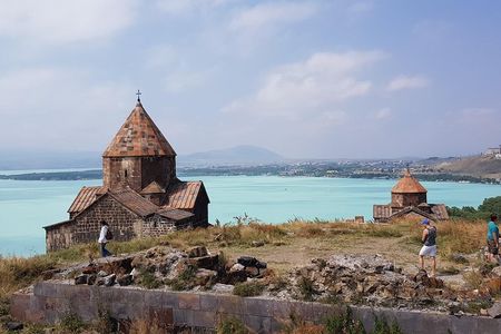 Day trip to: Lake Sevan-Dilijian (Old Dilijan, Haghartsin Monastery)