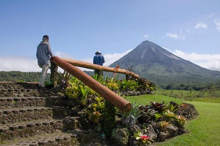 ARENAL DISCOVERY ADVENTURE (1): Volcano Hike, Waterfall & Lunch