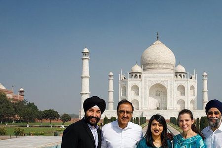 All Inclusive: Same Day Agra Tour From Delhi By Car