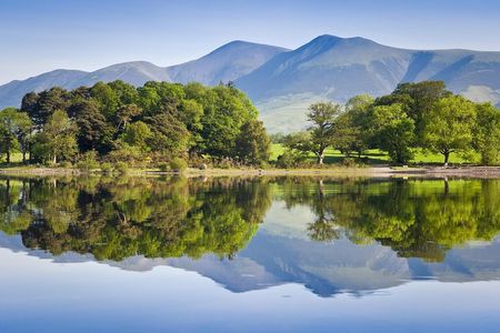 Lake District - Rail Tour from London with Cream Tea and Cruise