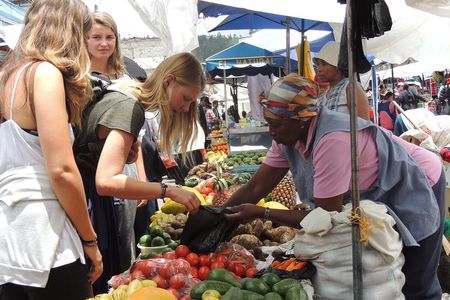 Otavalo Indian Market and Rose Farm Shared Tour