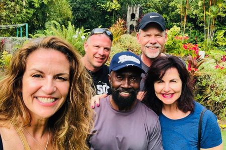 Rosevelt's Special Best of St. Kitts/Panoramic Tour 