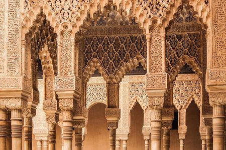 Alhambra & Generalife Skip the Line Premium Tour including Nasrid Palaces