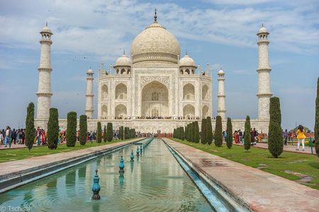 Private Same Day Trip to Taj Mahal with Sunrise & Agra Day Tour from New Delhi