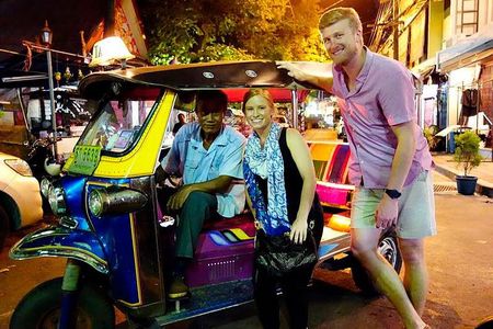 Private - Bangkok TUKTUK Tour by Night incl. snack and cold drink