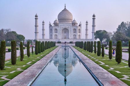 2 Days Overnight Taj Mahal & Agra Tour From Delhi