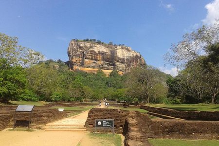 Sigiriya Day Tour - Dambulla Cave Temple