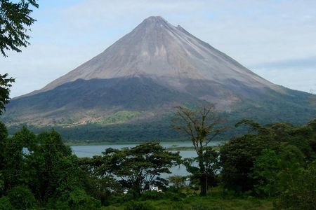 3 Days - 2 Nights: Arenal Volcano & Monteverde Adventure from San Jose