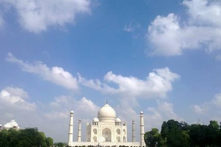 Private Agra Overnight Tour With Four Star Hotel Accommodation 