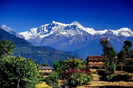 Annapurna Ghorepani Poon Hill trek from Pokhara short and easy hike in Himalaya