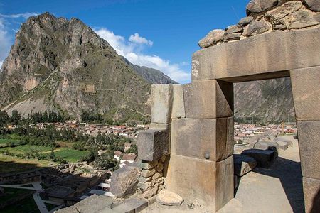 Sacred Valley of the Incas with Moray and Salt mines