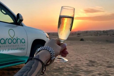 Desert Sunset Champagne Dubai Private Tour