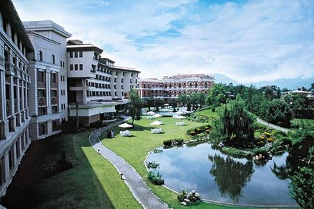 Nepal at a Glance Luxury -11 Days