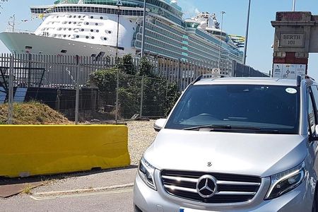 London to Southampton Cruise Terminal/Hotel with Stopover at Stonehenge