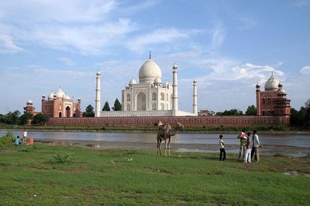 Self Guided Agra Day Tour from Delhi with Local Support