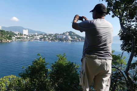 Roqueta Island: Hike, Snorkel & Beach Escape with Lunch + Drink