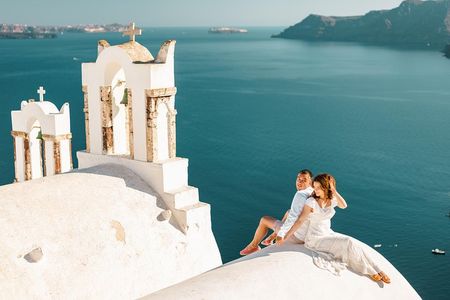 Santorini car tour with a local