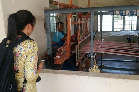 Pochampally saree weaving tour from Hyderabad in private car with guide & lunch