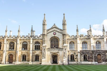 Oxford and Cambridge Guided Day Tour from London