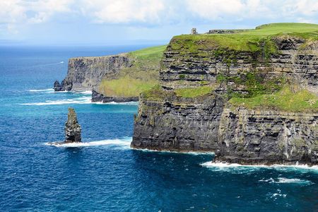Cliffs of Moher, Doolin, Burren and Galway Day Tour from Dublin