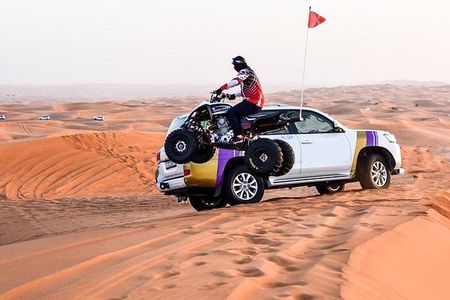 6-Hour Dubai Desert Dinner Safari with Dune Bashing & Camel Ride